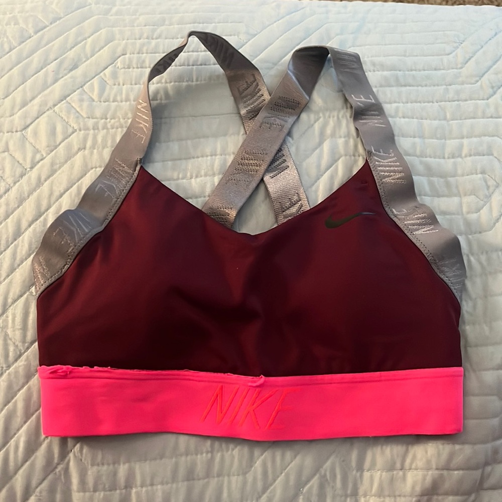NIKE sports bra